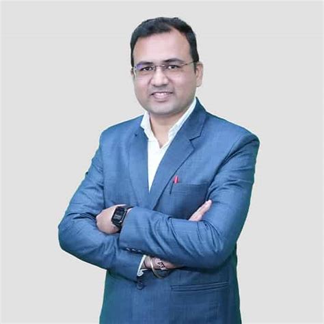 Inspiring Minds: The Faculty at Dr. DY Patil COL