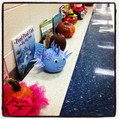 Book-themed pumpkins | Book character pumpkins, Character pumpkins ...