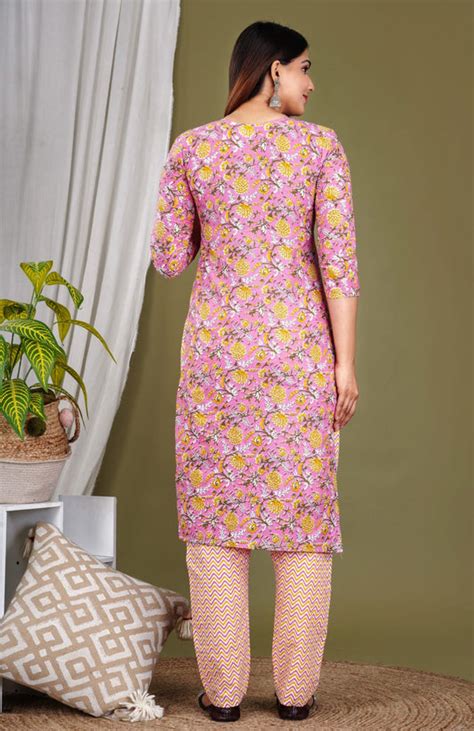 Straights – Sanwali Sakhi