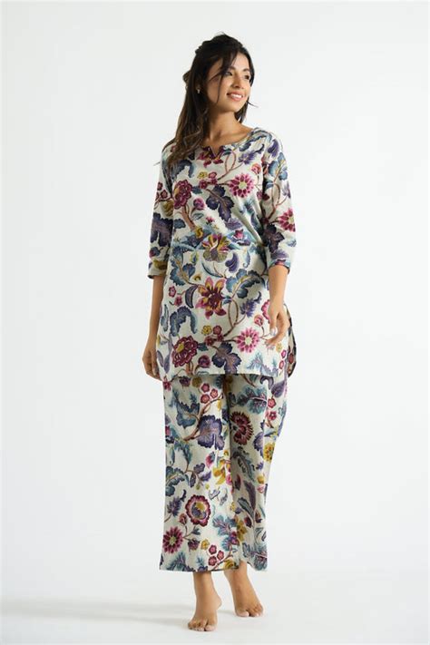 New Arrivals in Loungewear Sets - Comfortable & Stylish Relaxed Wear ...