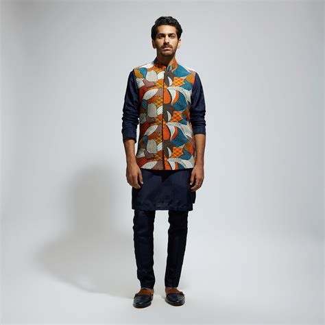 SAMSARA: ABSTRACT BUNDI – SVA Couture