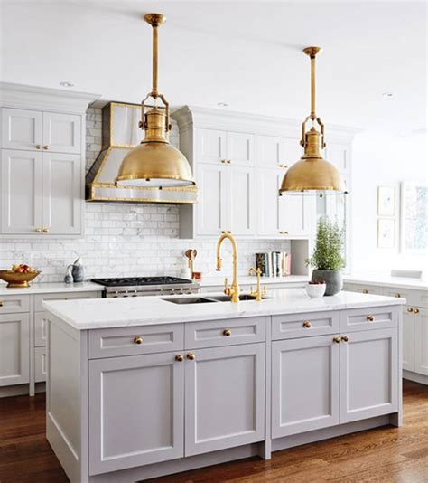 Stylish Brass Kitchen Hardware Shopping Guide | Apartment Therapy