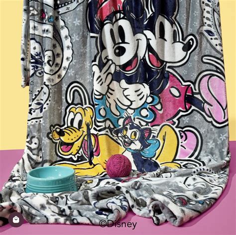 Disney Mickey Mouse Piccadilly Paisley Vera Bradley Collection — EXTRA ...