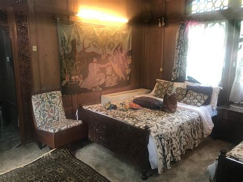 MAHJONG HOUSEBOATS (Srinagar, Kashmir) - Specialty Hotel Reviews ...