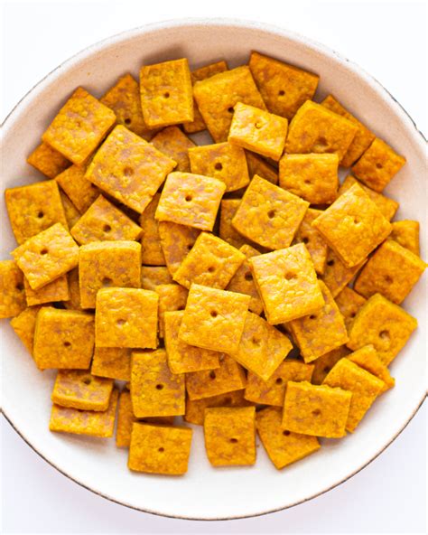 Homemade Cheez-Its | Nostalgia Series - Justine Doiron