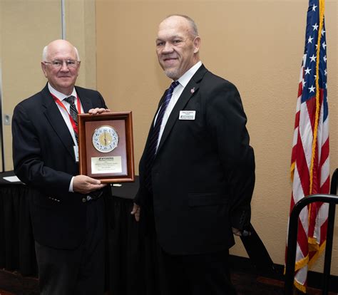 WyFB honored Geesey with Distinguished Service Award | TheFencePost.com