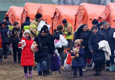 Ukraine war refugees top 5 million as assault intensifies