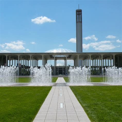 Graduation Rates and Salaries for SUNY at Albany Students