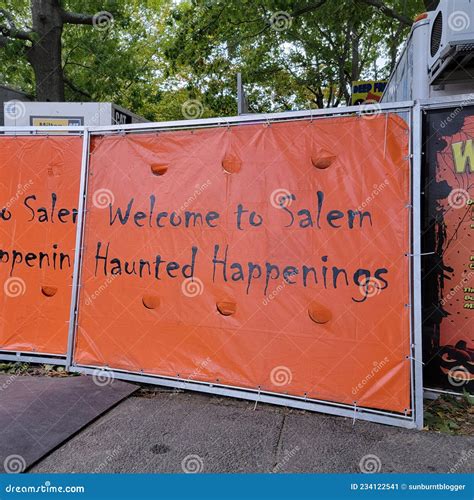 Town of Salem, Massachusetts during Halloween Weekend Editorial Photo ...
