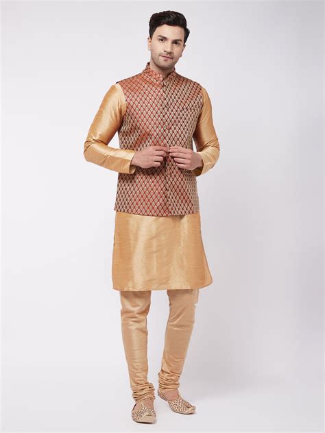VASTRAMAY Men's Rose Gold Silk Blend Kurta And Pyjama With Maroon Wove ...