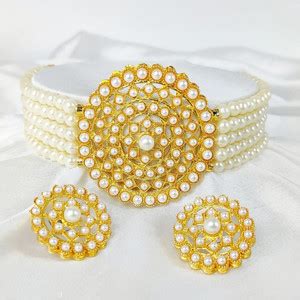 KAYAA Alloy Gold-plated White Jewellery Set Price in India - Buy KAYAA ...