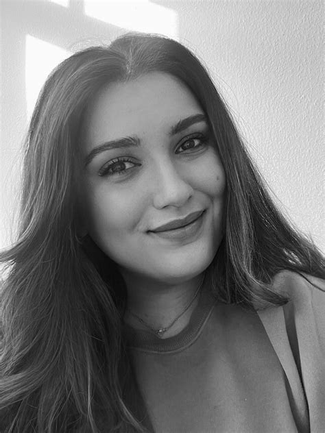 I feel myself getting sick 🤒🤧 : r/selfie