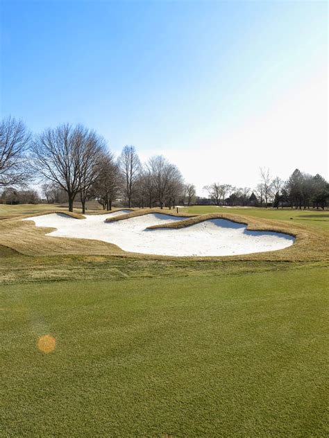 Ridgemoor Country Club Golf Course Maintenance: Spring Weather & 1st Mow