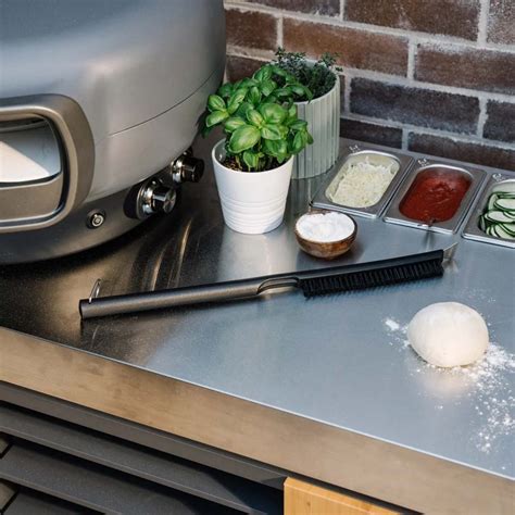 Everdure Pizza Oven Brush - 2-in-1 Scrape & Clean Tool