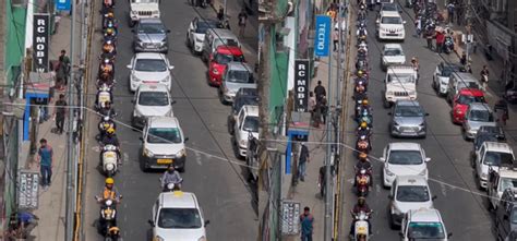 Traffic In Aizawl Moves Effortlessly In A Line, Watch