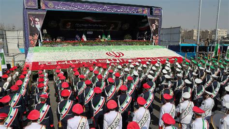 Irán conmemora 39 años de la Revolución Islámica