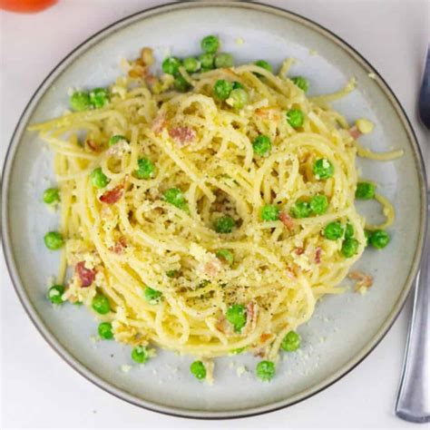 Easy Pasta Carbonara • FoodnService
