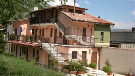 IL TESORO DEL LAGO (Capistrello) - Inn Reviews & Photos - Tripadvisor