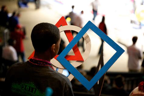 2011 First Robotics 的图像结果