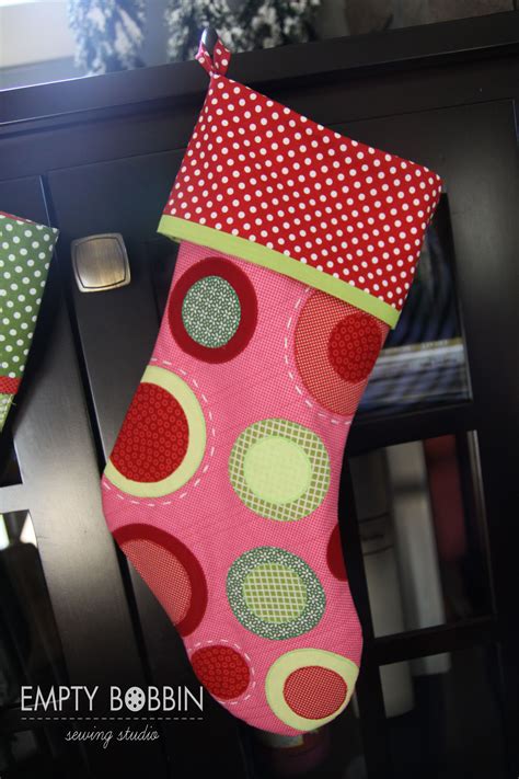 Easy Tutorial for Christmas Stocking 的图像结果