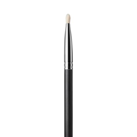 239 Synthetic Eye Shader Brush | MAC Cosmetics