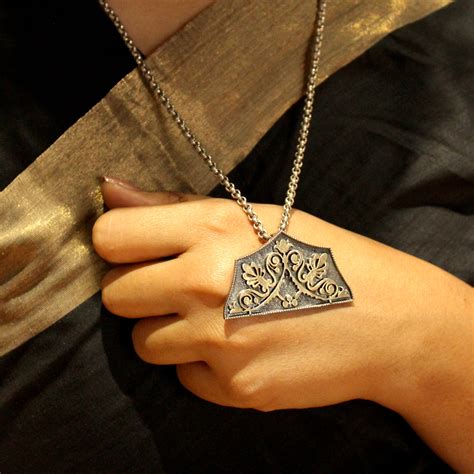 Gaayu Gems | Beauty In Luxury