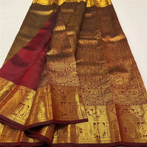 Stylish Maroon Soft Banarasi Silk Saree With Felicitous Blouse Piece ...