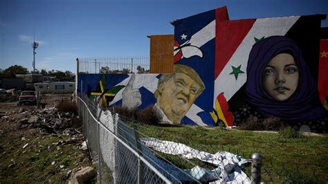 Cards Against Humanity just bought a piece of the US border to stop ...