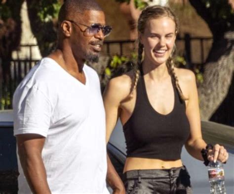 Who Is Dating Jamie Foxx