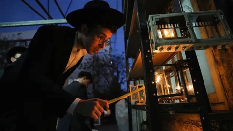 Bondi Beach Terror Attack: What Is Hanukkah And Why Pakistani Father ...