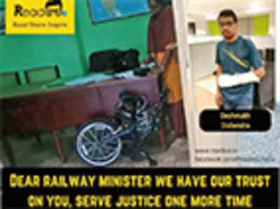 Foldable bicycle in train lands techie in trouble