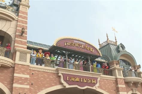 记者直击迪士尼开园首日：排队时长大幅缩减-新闻中心-温州网