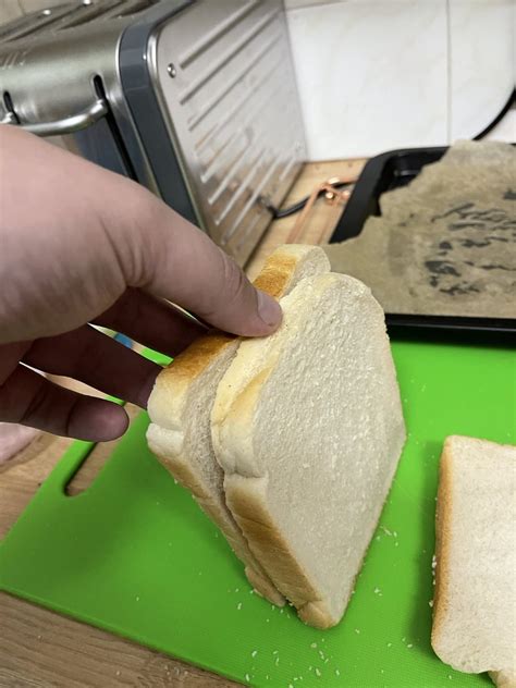 how did people eat sandwiches before sliced bread was invented : r/NoStupidQuestions