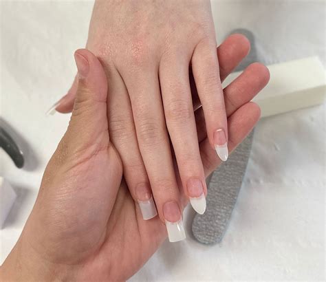 Nail Tech Course 的图像结果