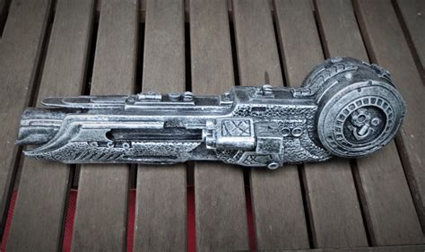 Image result for Alien vs Predator Laser Cannon