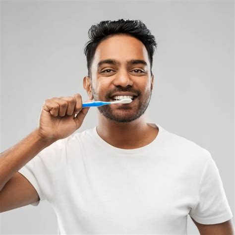 Usage & Benefits of Farooky Tooth Powder | Herbal Oral Care – Zinda ...