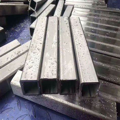 不锈钢方管6米多少钱一根