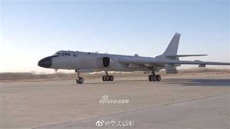 台湾绿媒炒作解放军轰-6挂载反舰导弹 称其向美航母“示威”