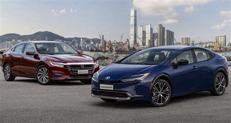 All-New 2023 Toyota Prius vs. 2022 Honda Insight: Oh, How Far the ...
