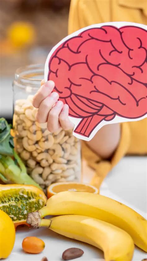 Can too much Vitamin C consumption lead to early or delayed periods?