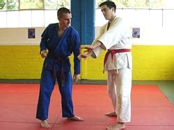 How to Escape a Strangle 的图像结果