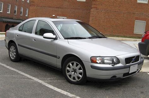 2004 Volvo S60 2.5T - Sedan 2.5L Turbo auto
