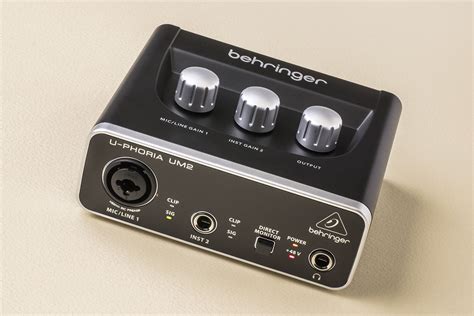 Behringer U-phoria UM2 オディオインターフェイス 8t4l031iGd, レコーディング/PA機器 ...