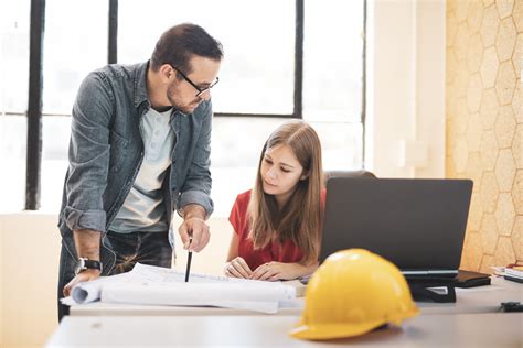 Construction benefits packages that attract top employees