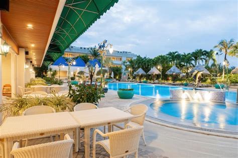 Andaman Beach Suites Hotel (Patong, ), Patong hotel discounts | Hotels.com