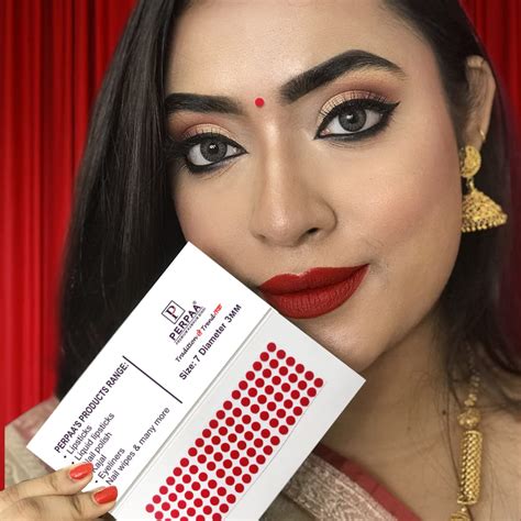 PERPAA Premium Velvet Sticker Kumkum Bindi Box of 15 Flaps - Pottu for ...