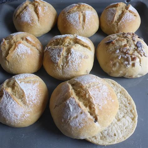 Easy German Bread Rolls (Broetchen) - Ester kocht