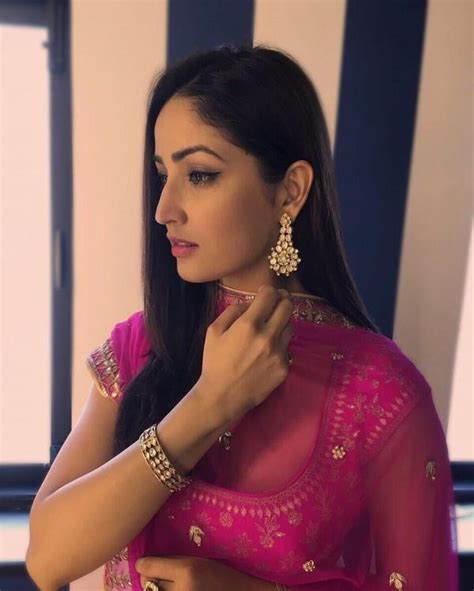 Bollywood diva Yami Gautam sizzles in Indian avatar - Photos,Images ...