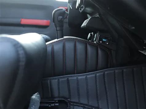 Suzuki Jimny - Leg Padding | futurz4x4.in – Futurz4x4