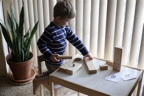 Home Preschool: The Letter B - HOLLY YINGER